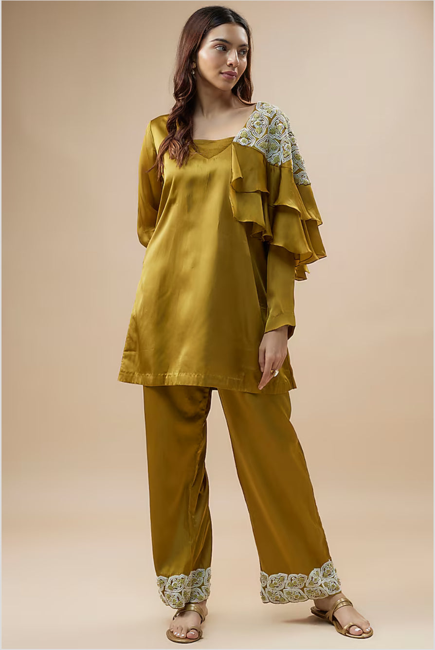 Olive ruffle sleeve kurta set